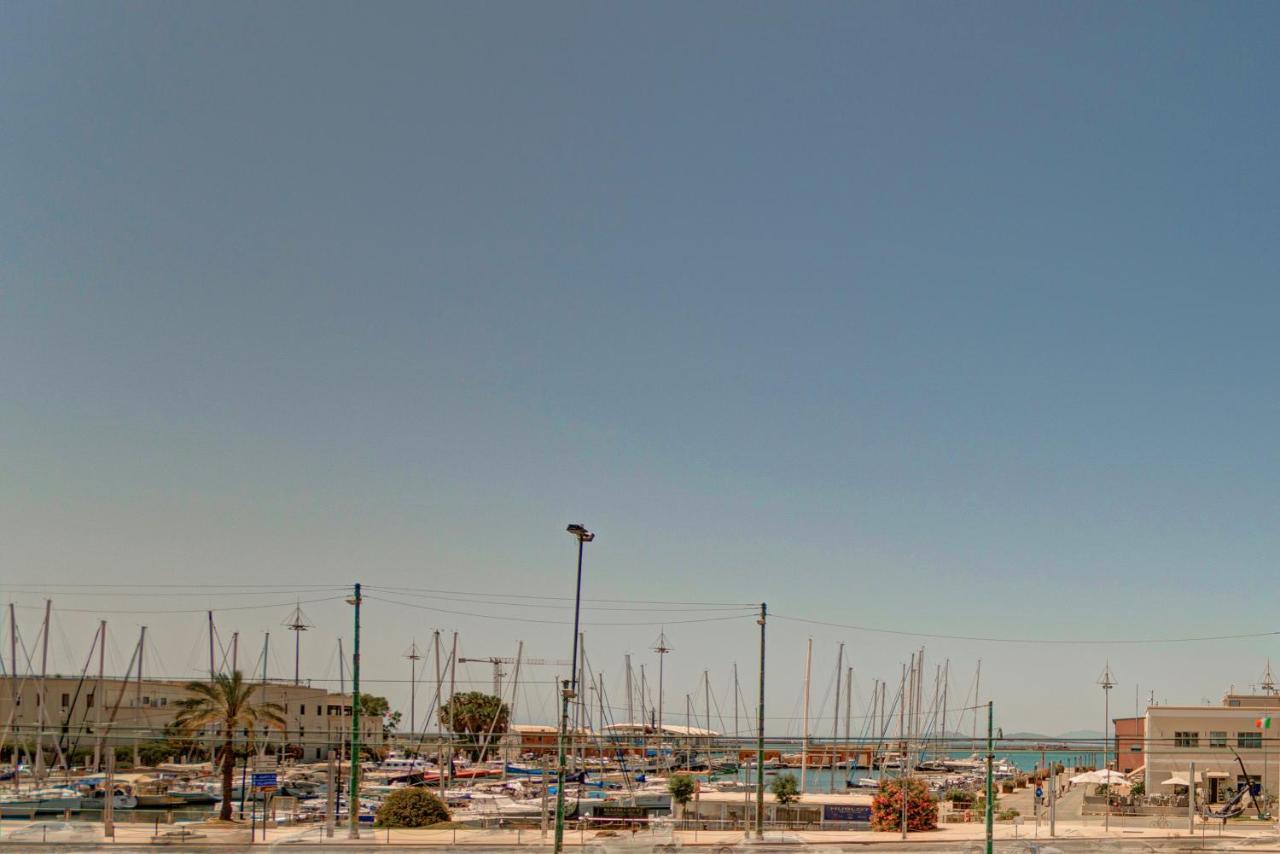 Right House Sur Le Port - Harbour View